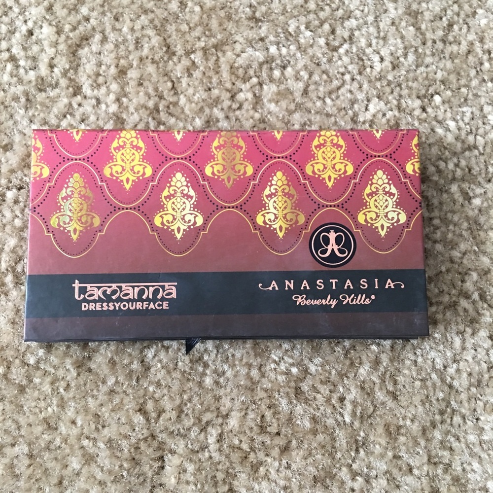 Anastasia Beverly Hills Eyeshadow Palette